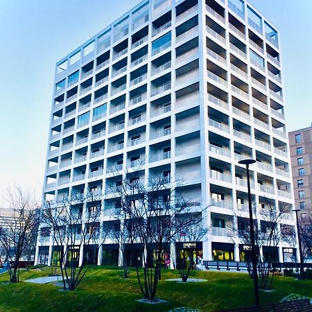 Top Urban Apartment - Free Parking, Green Energy, Modern Style Bratislava Dış mekan fotoğraf
