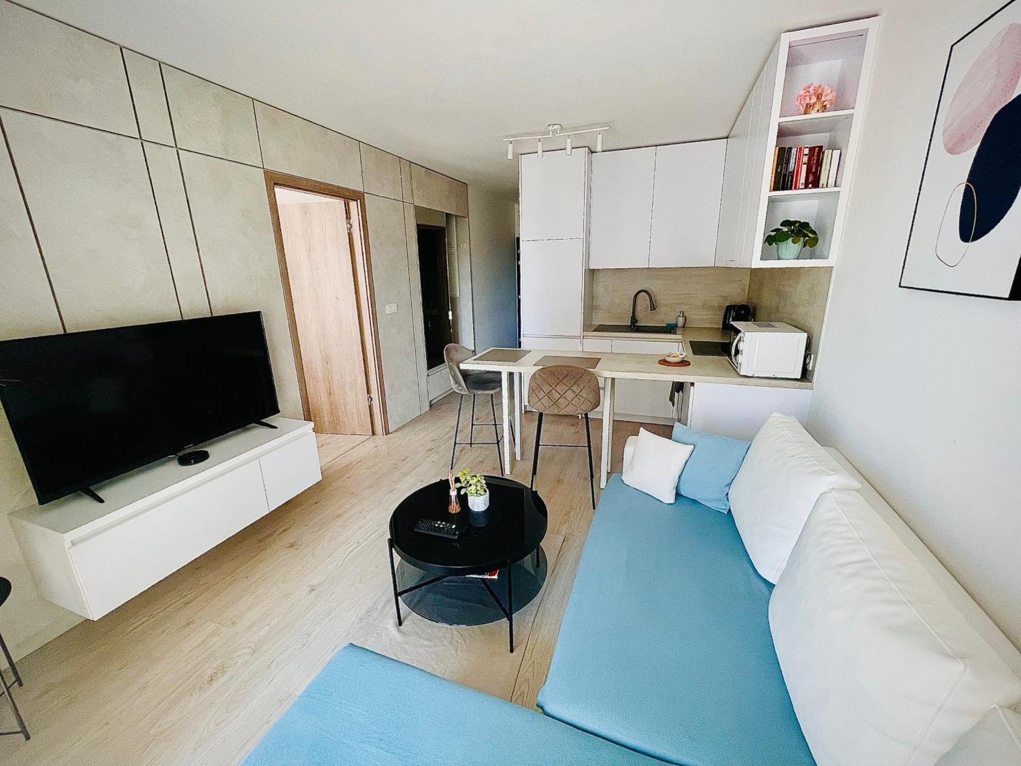 Top Urban Apartment - Free Parking, Green Energy, Modern Style Bratislava Dış mekan fotoğraf